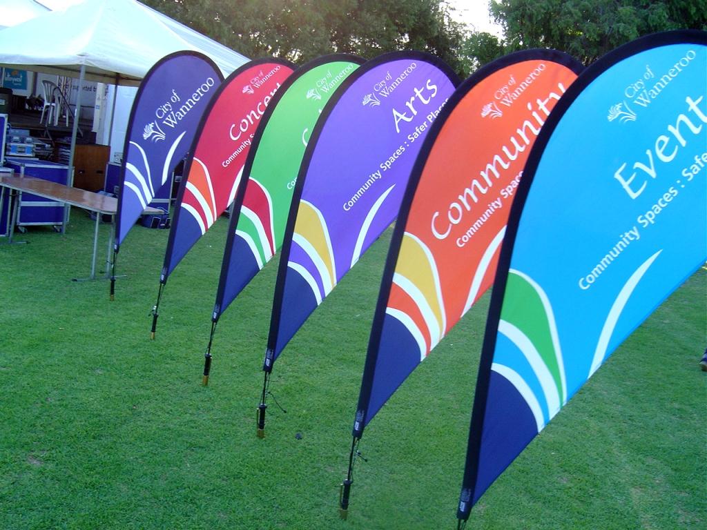 2m School Premium Teardrop Flag Set